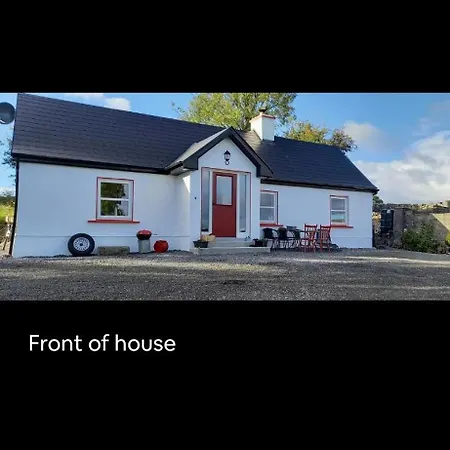 بيت للعطل Lough Lea House Strokestown
